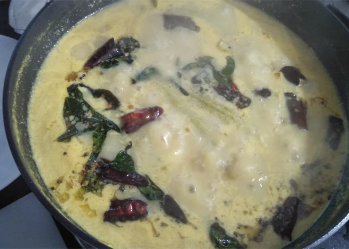 Prawns and Drumstick Curry