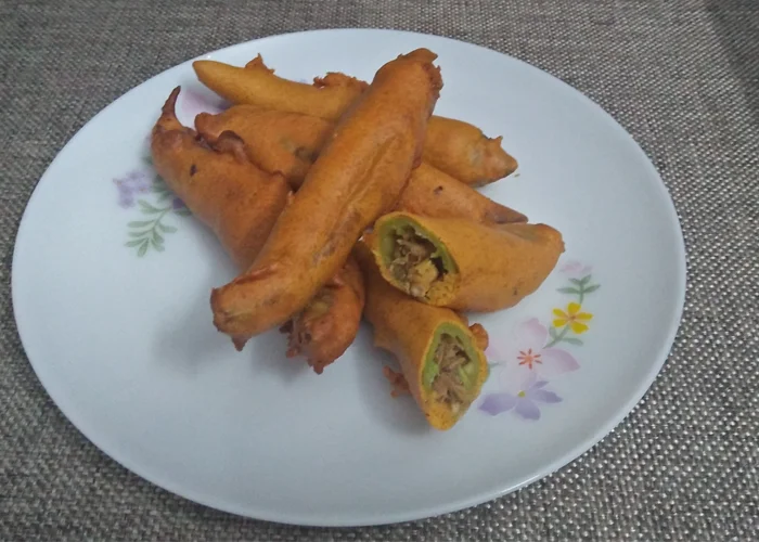 Chicken Stuffed Mulaku Bhaji